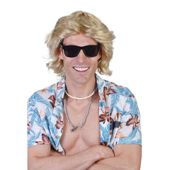 Short blonde men’s wig with flicked fringe and retro 70s style